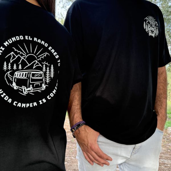 Camiseta oversize camper negra