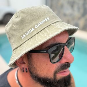 Gorro La Vida Camper tipo bob de algodón con efecto lavado en tonos naturales camper